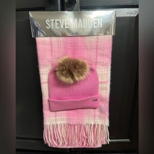 Steve Madden Women’s Winter Pink Hat and Pink Plaid Scarf With Fringes-NWT